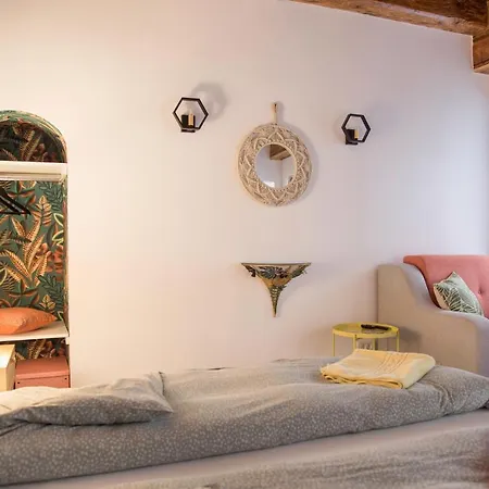 Seek And Hide - Csilla'S Tiny Hideaway-3