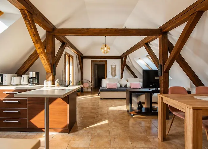 Rooftop Proprety With Large Terrace & Stunning Views -